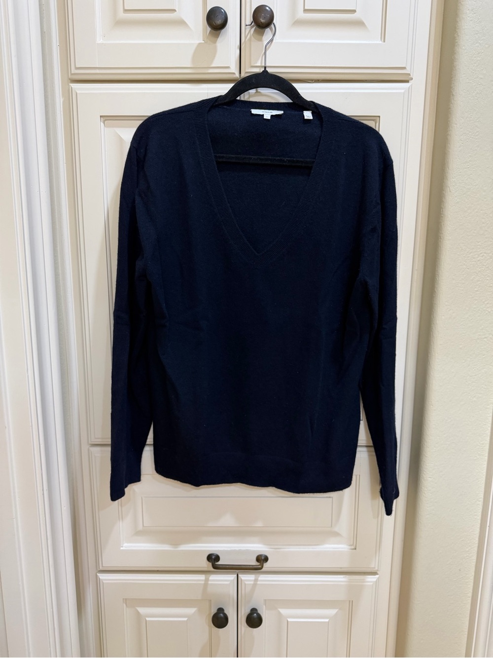 Vince Coastal Blue Cashmere Weekend V-Neck Sweater